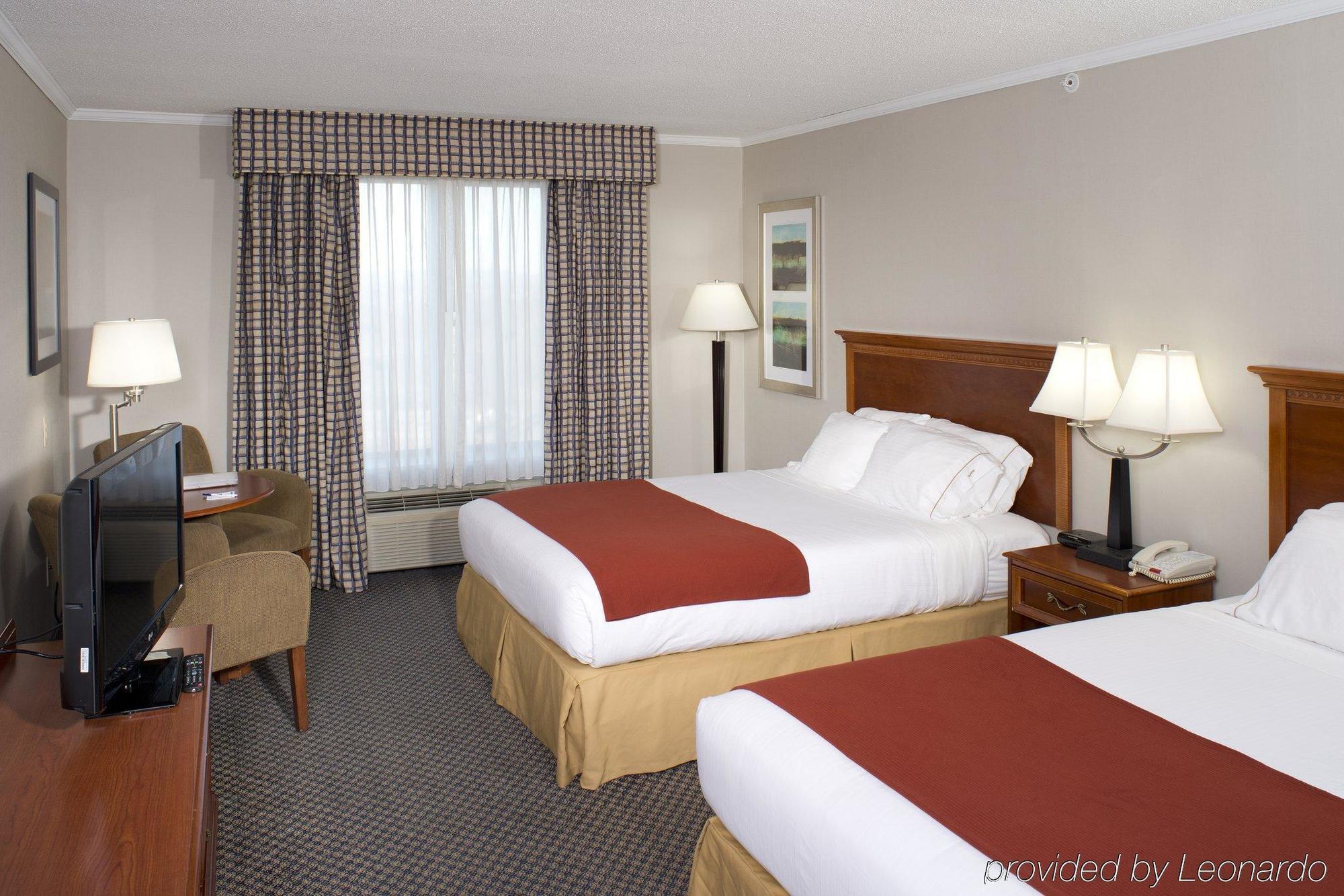 Holiday Inn Express & Suites East Greenbush Albany-Skyline An Ihg Hotel Rensselaer Стая снимка